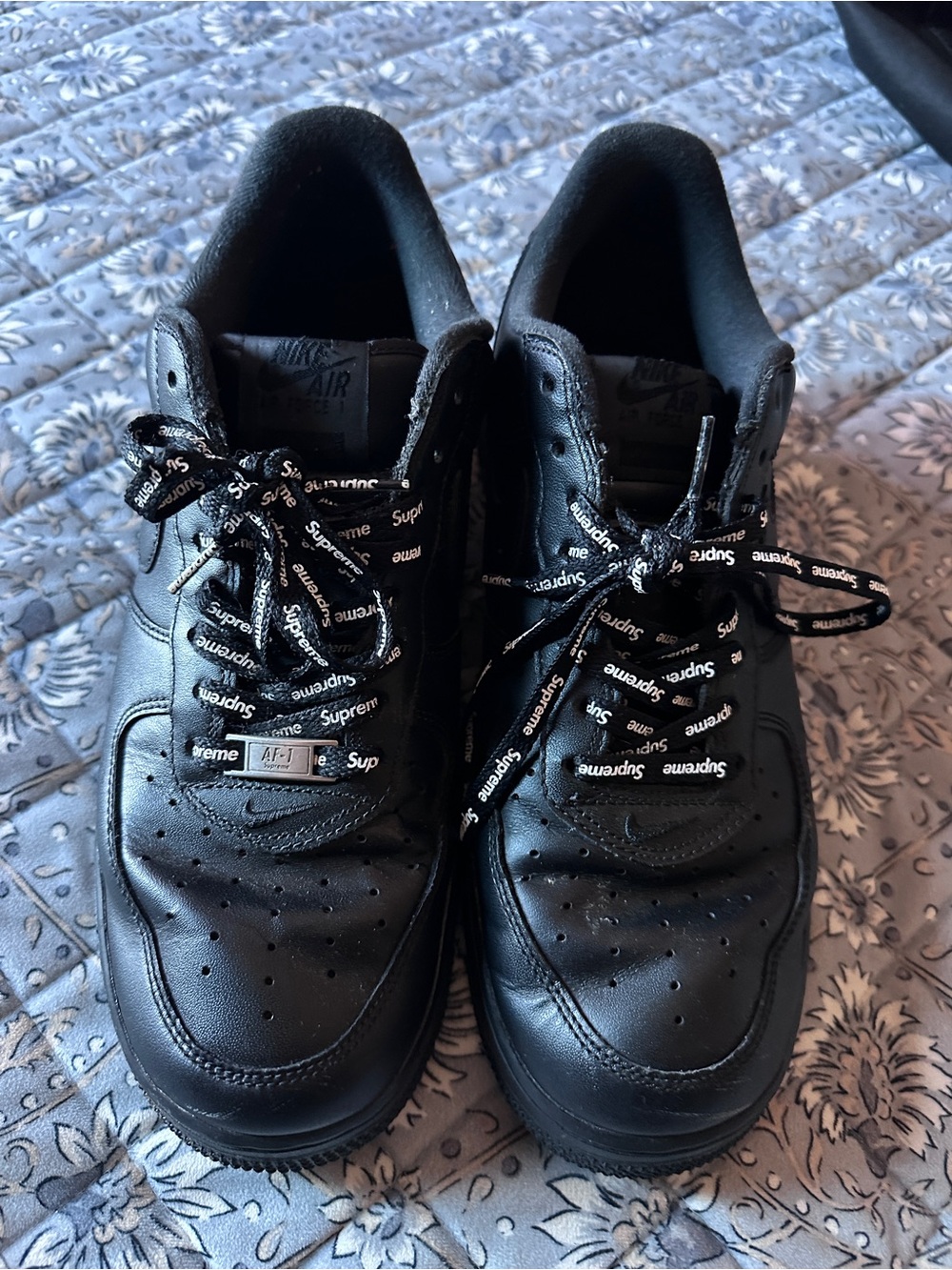 Nike supreme Black Leather Air Force 1s Low-Top Sneakers - Picture 3 of 8
